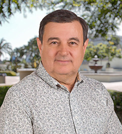 Santiago Rubio-Fernaz's USD profile photo Santiago Rubio-Fernaz