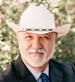 Reyes Quezada's USD profile photo Reyes Quezada