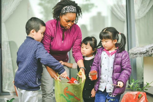 Jasmine Williams with her students
