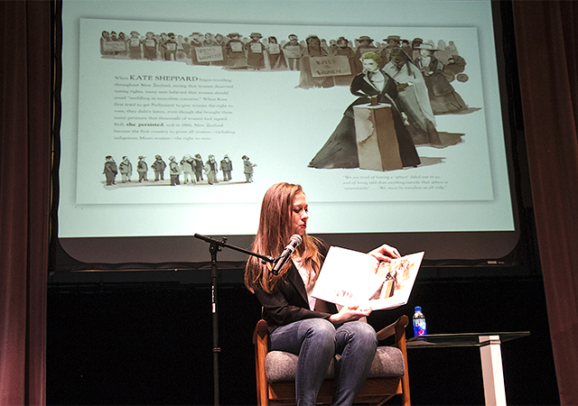 Chelsea Clinton, She Persisted Book