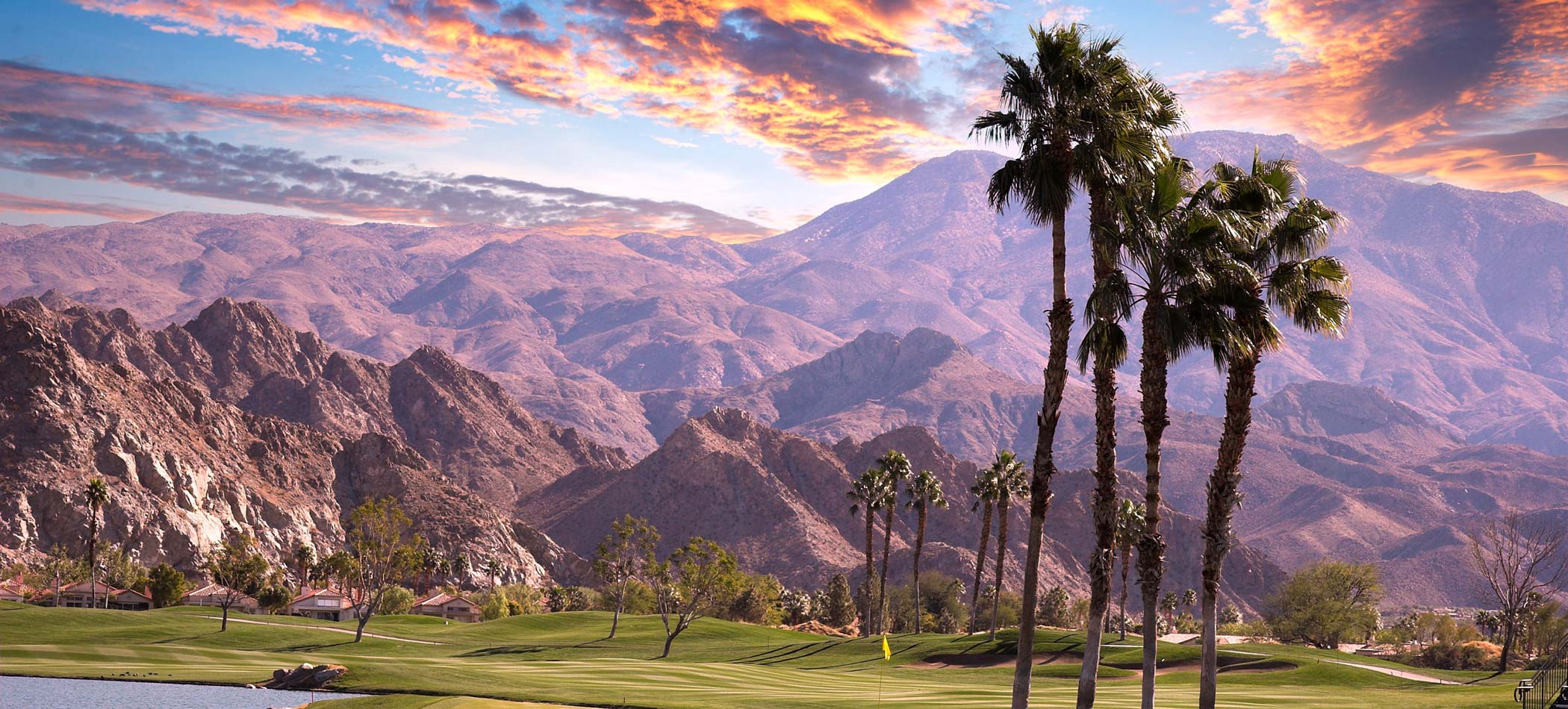 A golf course in palm springs, ca