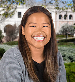 Caroline Cacabelos's USD profile photo Caroline Cacabelos