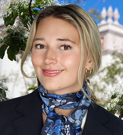 Izzy Van Manen