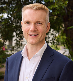 Colin Campbell, Knauss School of Business