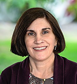 Profile photo of Roxana Burns