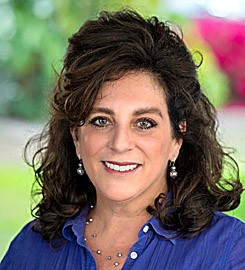 Profile photo of Amy Gualtieri