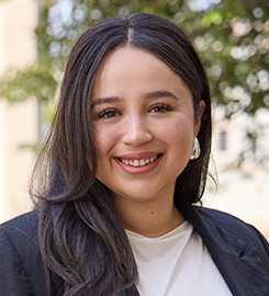 Profile photo of Aylin Malfavon