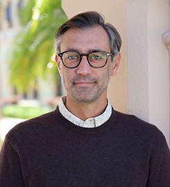 Profile photo of Nicholas Warmuth