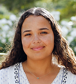 Profile photo of Lauren Wold