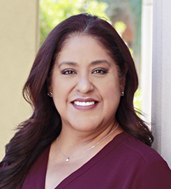 Profile photo of Laura Villa