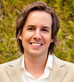 Profile photo of Alexander Kull