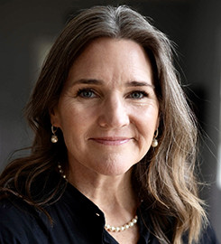 Profile photo of Holly Burton