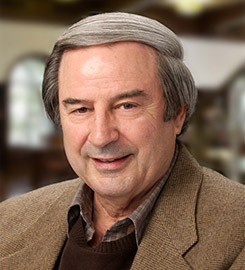 Profile photo of Dennis Clausen