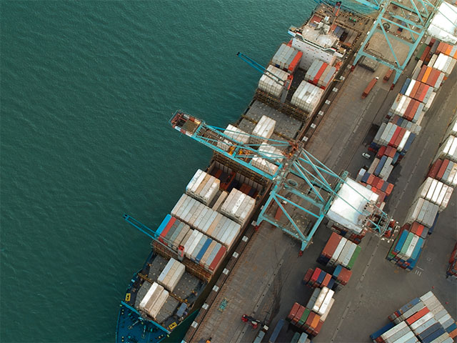 Deliveries at a port