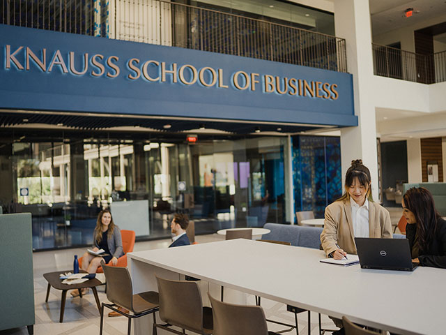 Students in the Knauss School of Business
