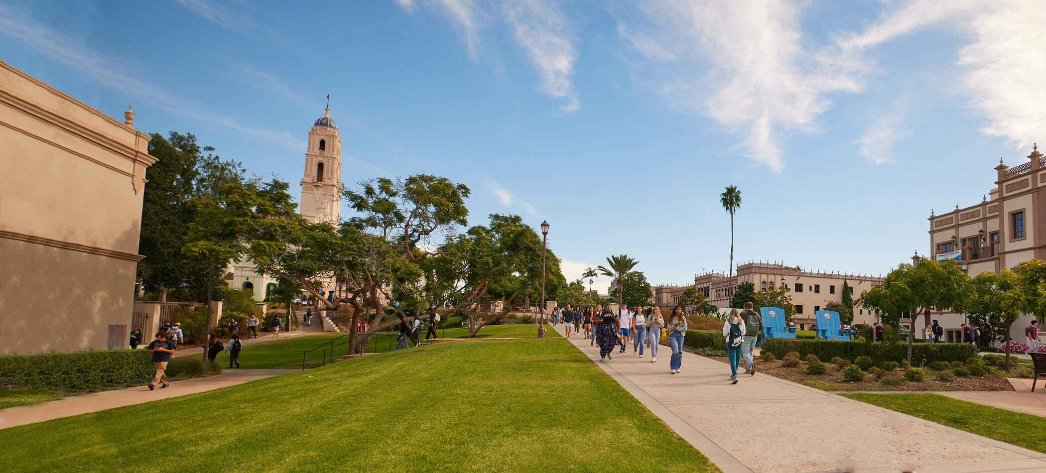 USD campus students