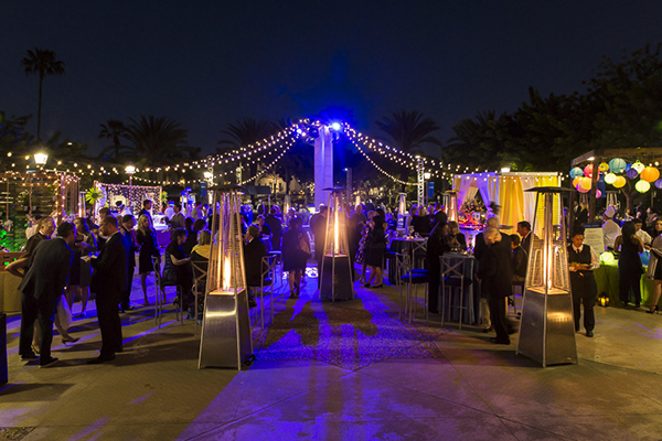 Alumni Honors event outdoors