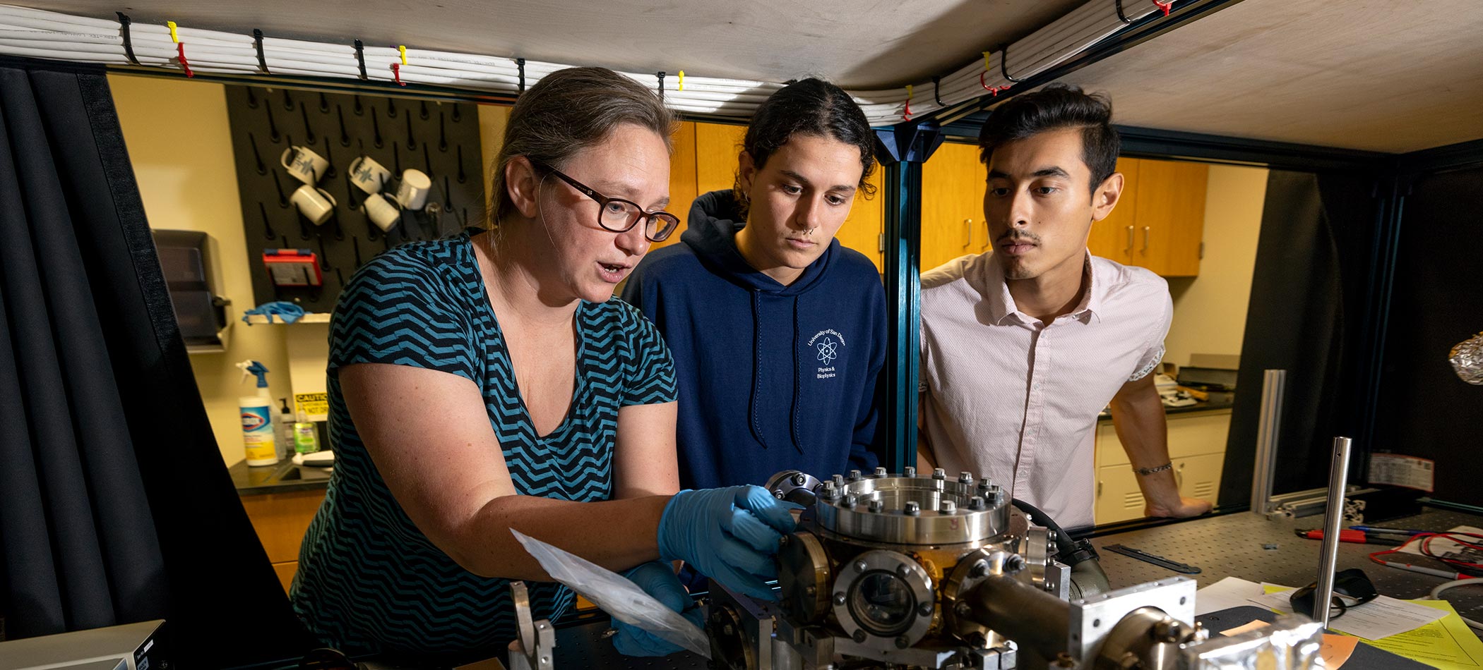 Students working in the lab