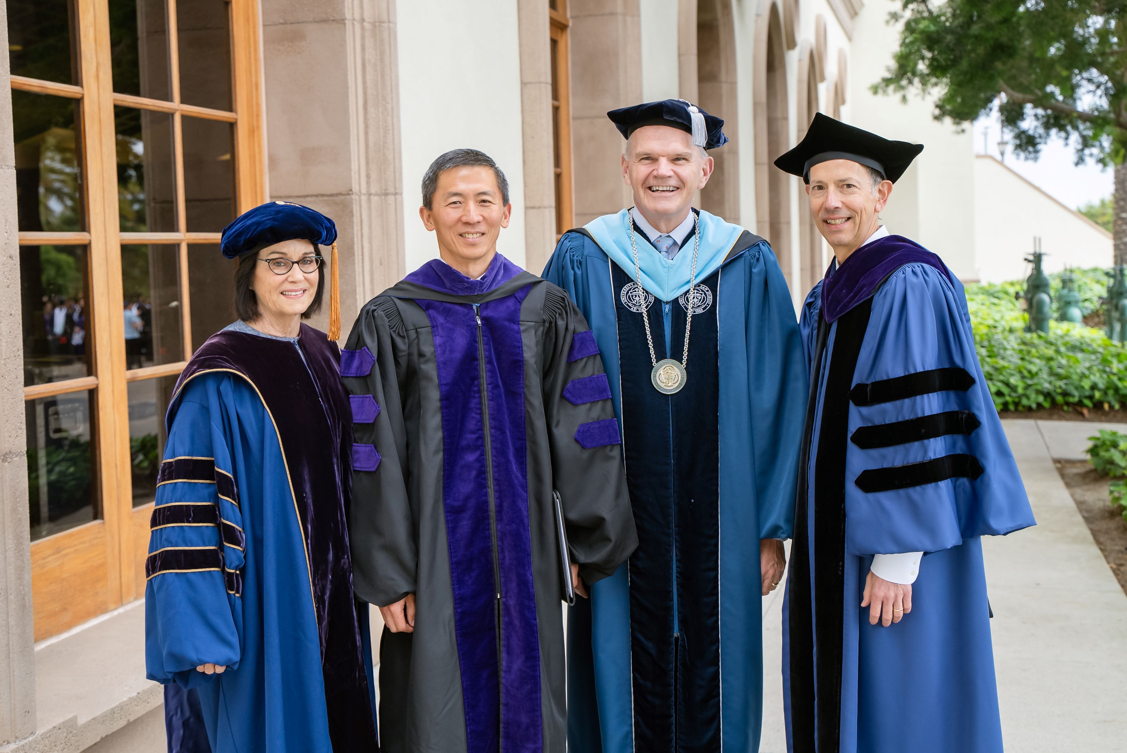 dress for law school graduation Doctor of Law Doctoral Gown main image 1