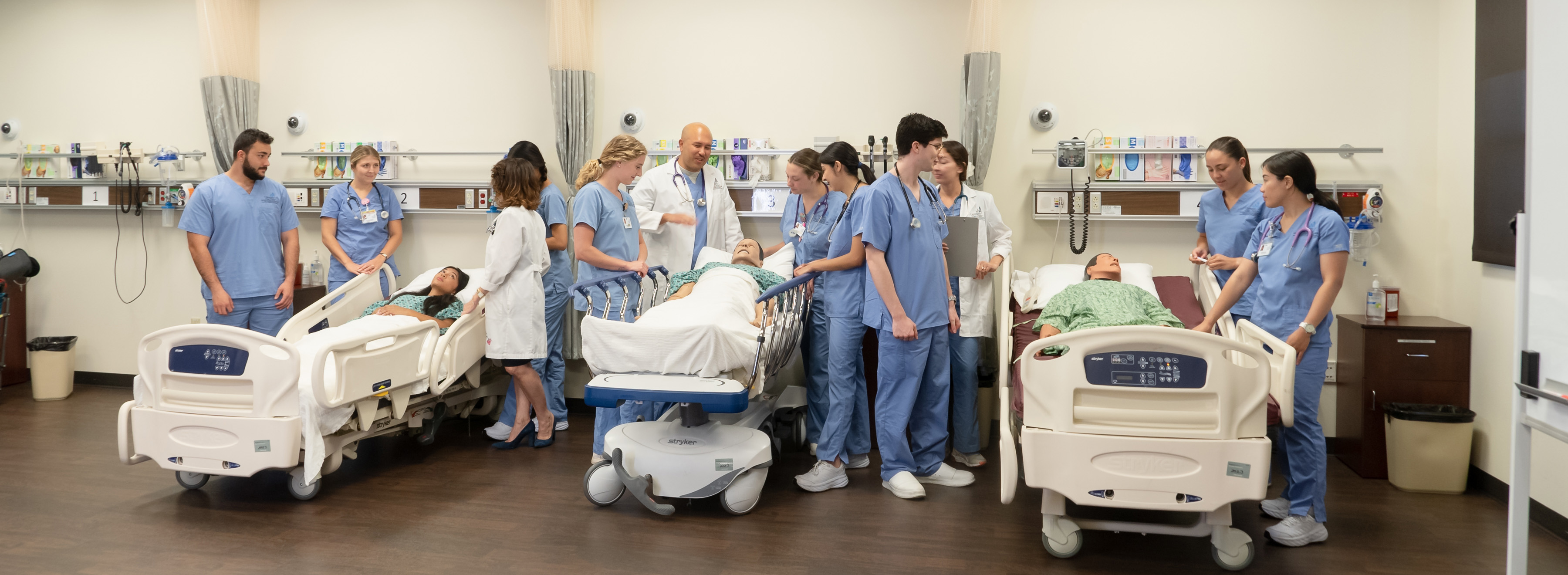 MEPN students in sim lab