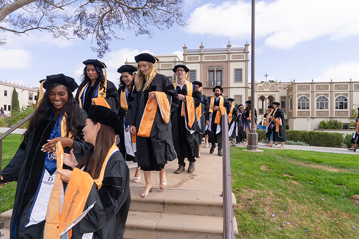 image of nursing students commencement