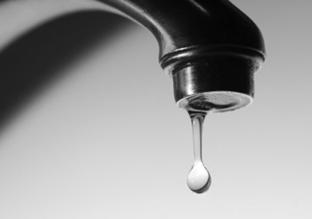 faucet dripping