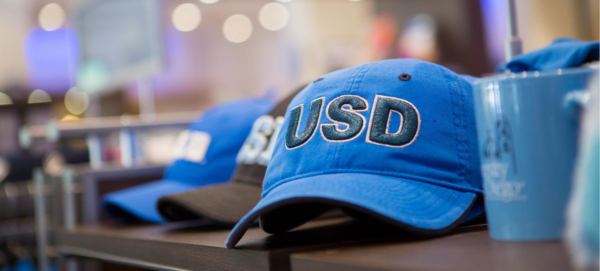 usd swag like cups and hats