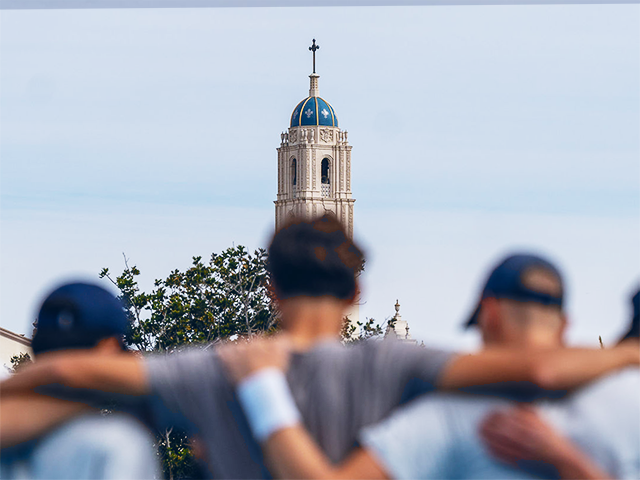 mtenn-huddle-usd