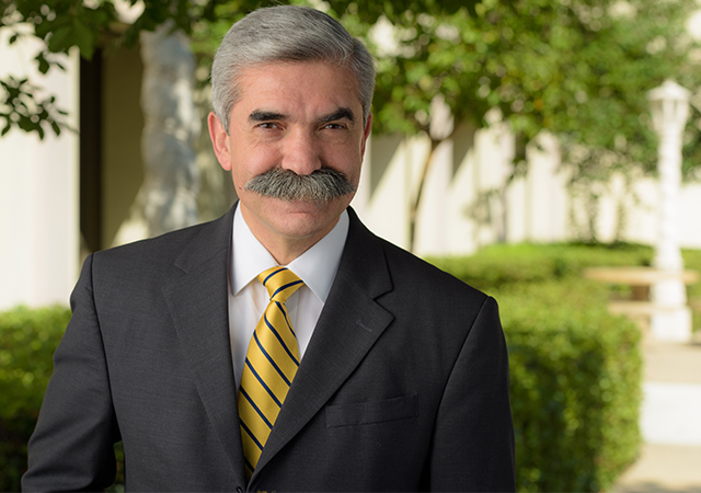 Dean Jaime Alonso Gomez