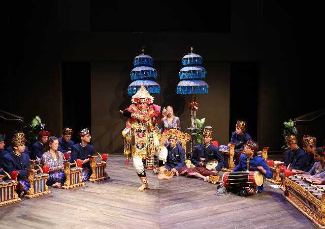 USD gamelan ensemble performing in the Studio Theatre
