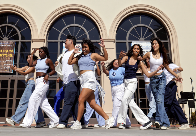 USD dance group performing during the arts and culture festival 2023