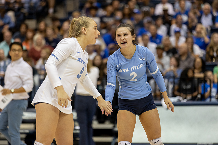 Women's Volleyball Grabs No. 2 Seed in NCAA Tournament