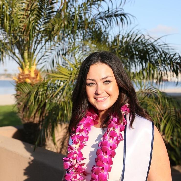 Graduation Headshot of USD alumna, Nichole McManus '18