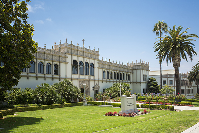USD Hughes Administration Center