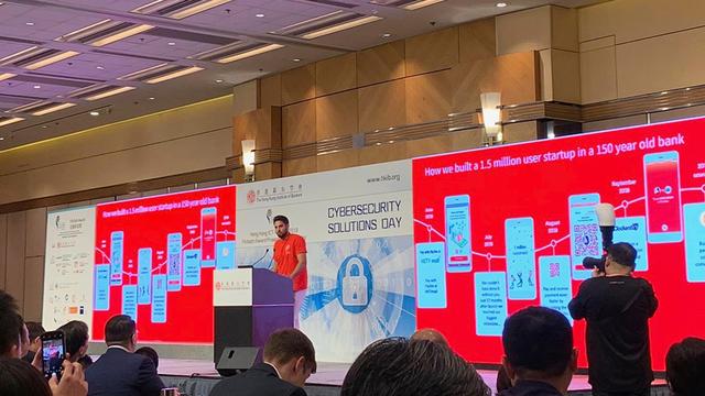 Alumnus Deep Bedi ‘11 speaks about PayMe on stage at a conference