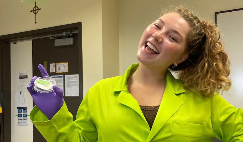 Julia Humphrey used her summer undergraduate research experience (SURE) to expand upon current studies looking at the effects of microplastics on marine ecosystems. 