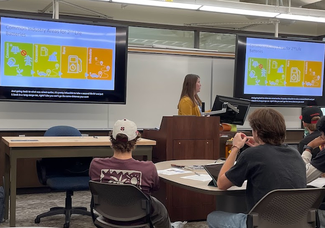 Students Discuss Common Industries for the second life of an EV Battery in a Circular Economy with Gracie Judge