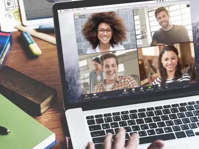 People on a zoom call