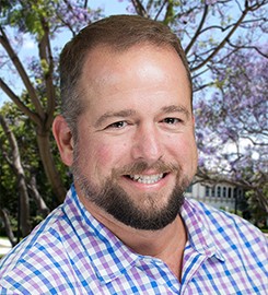 Headshot of Professor David Miller