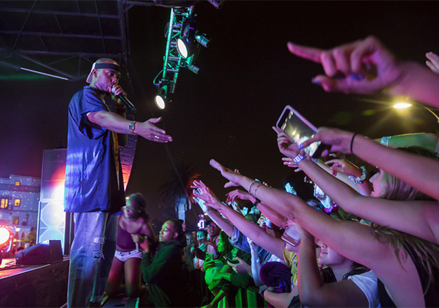Concert at the Big Blue Bash