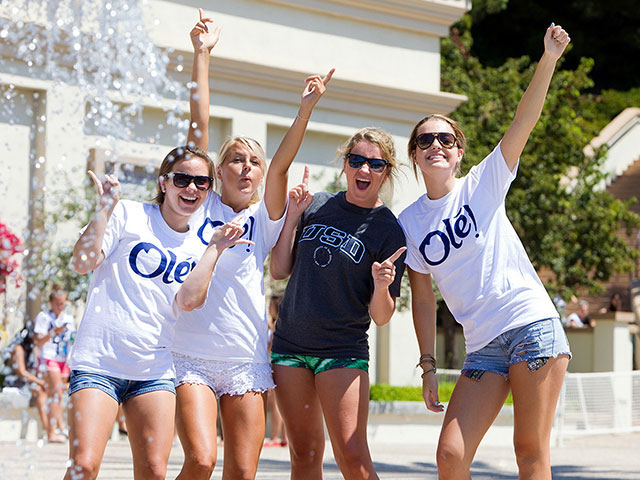 image of new students inside the Jenny Craig Pavilion