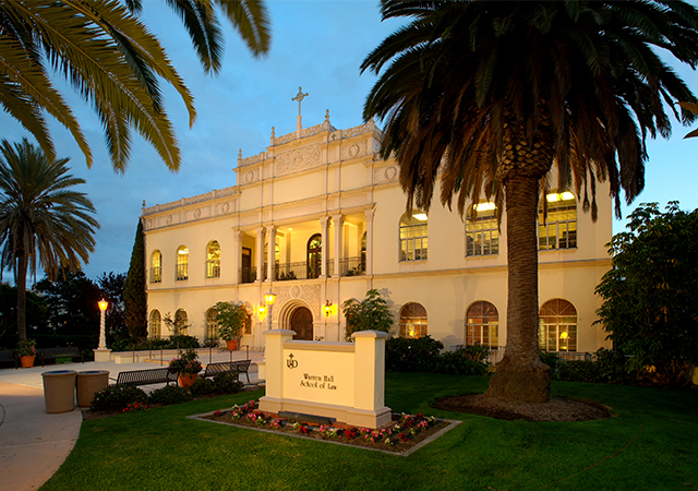 The USD School of Law recognized standout students from its legal clinics.