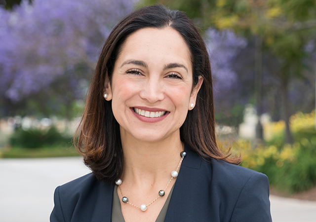 Carolina Bravo-Karimi