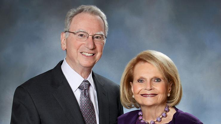 Dr. Irwin and Mrs. Joan Jacobs 