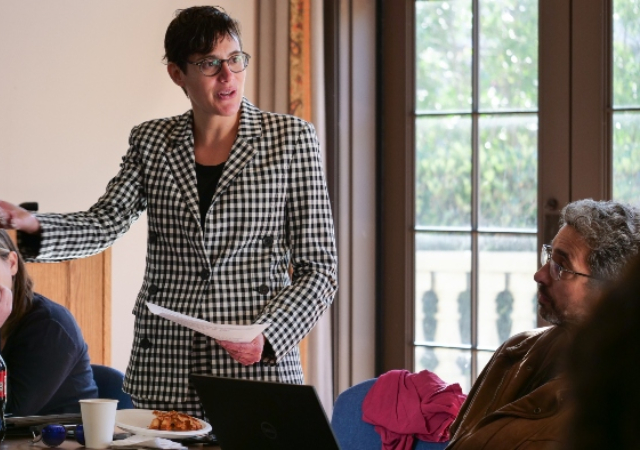 Nikki Usher speaking to attendees