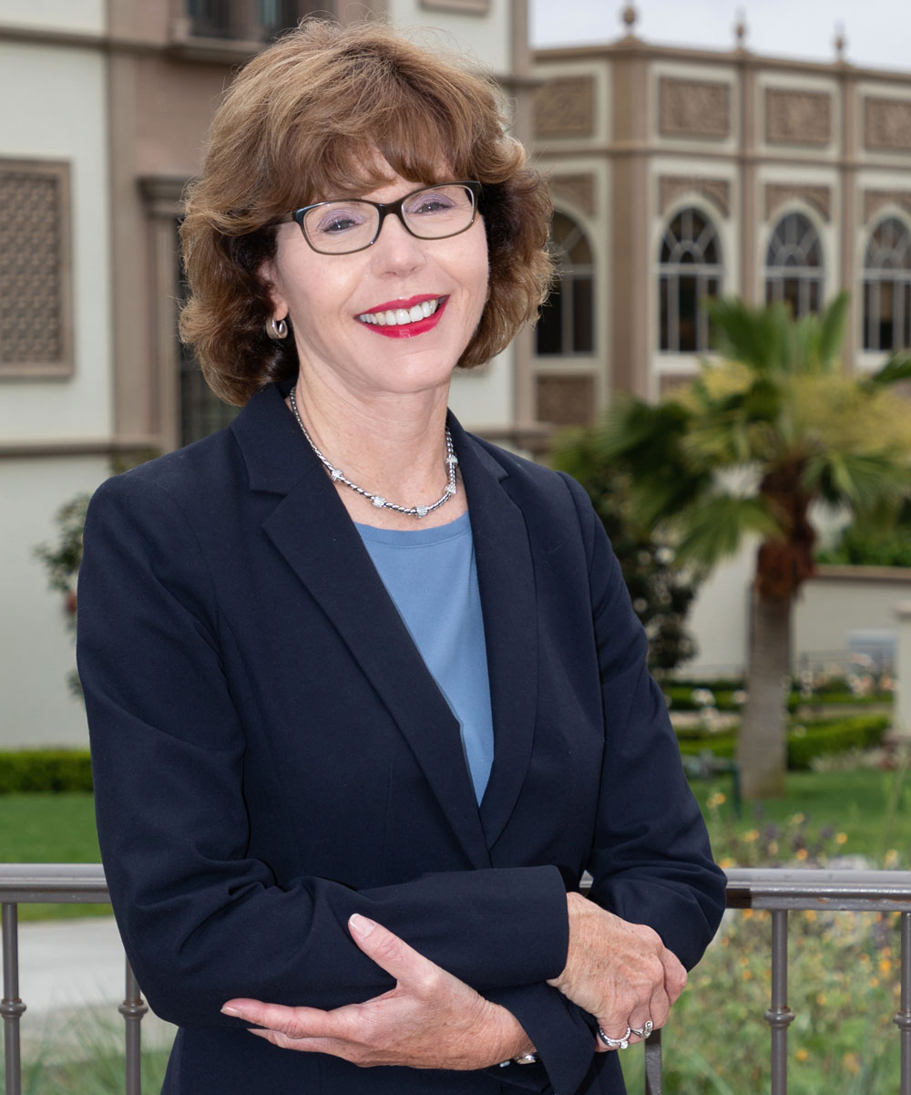 Dr. Laurie Ecoff