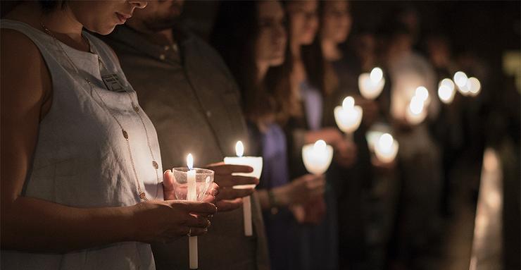 The semester-ending Candlelight Mass will take place at 9 p.m. on Sunday, May 21 in Founders Chapel. All campus community members are welcome to attend.